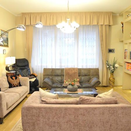 Classic Flat At Basilica Appartement Boedapest Buitenkant foto