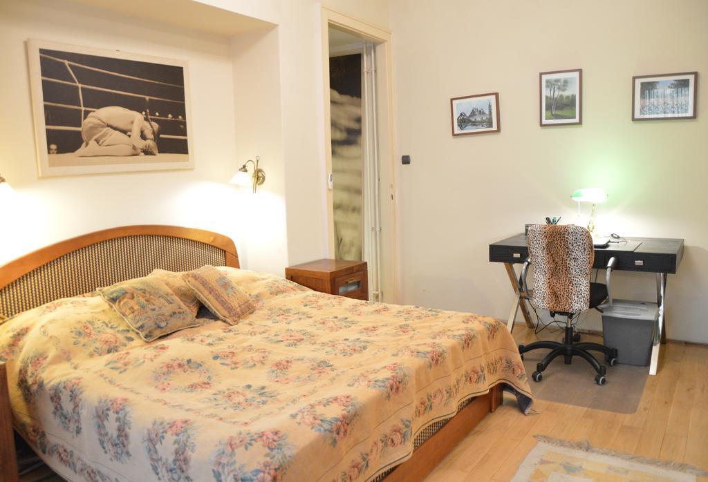 Classic Flat At Basilica Appartement Boedapest Buitenkant foto